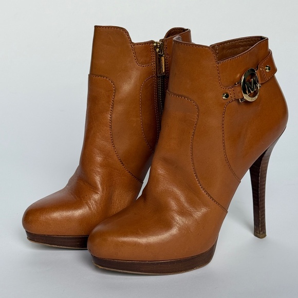 Michael Kors Wyatt brown leather ankle boot bootie size 9 - Picture 1 of 9